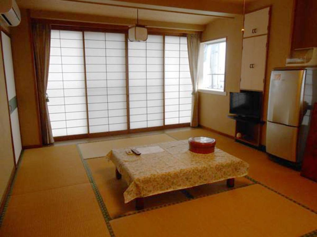 Minshuku Shigemura Atami (Shizuoka) Exterior foto